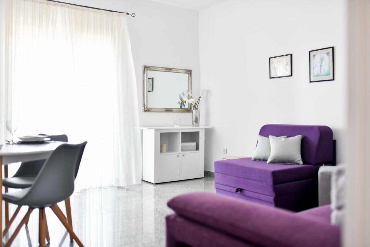 Apartments Martom Селине Екстериор снимка