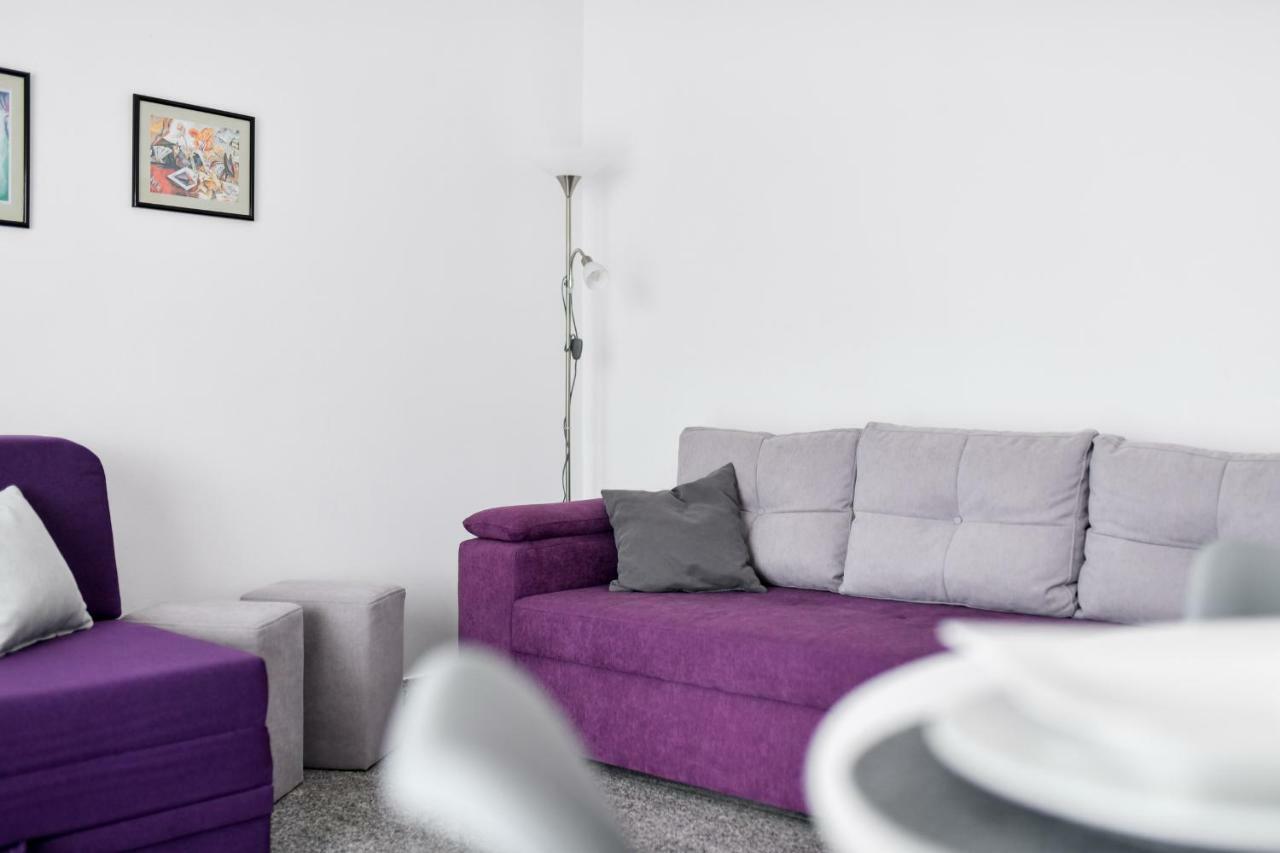 Apartments Martom Селине Екстериор снимка